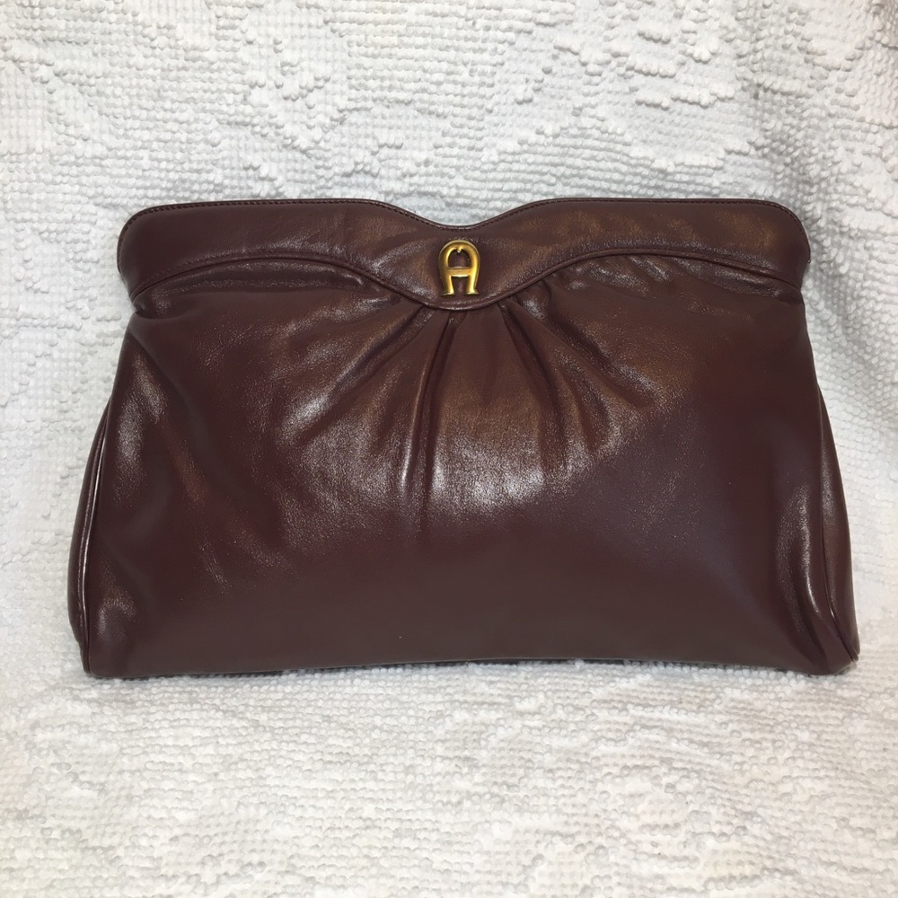 Vintage Etienne Aigner Pouch Clutch w/Strap